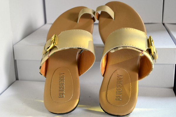 2017 Burbry slippers woman 35-42-018